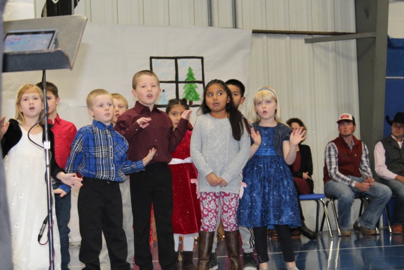 Avilla R13 Schools Avilla School Holds Their Annual Christmas Program and Pie Auction
